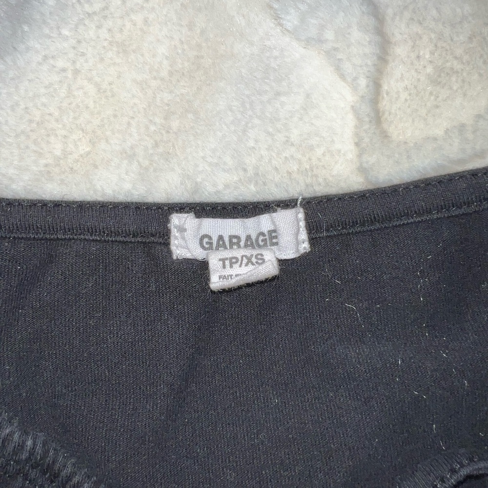 Garage Black Top